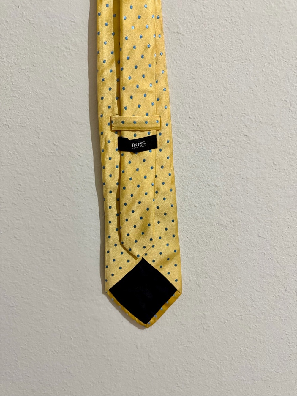 BOSS Yellow Tie with Blue Polka Dots